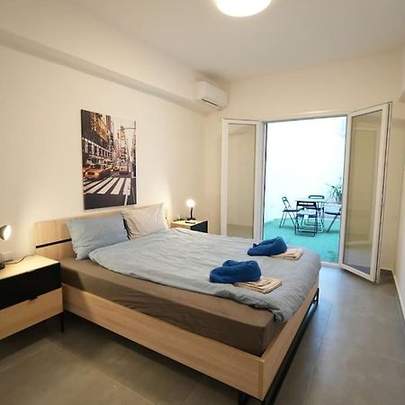 Comfortable Hideaway Apartment Athena Bagian luar foto