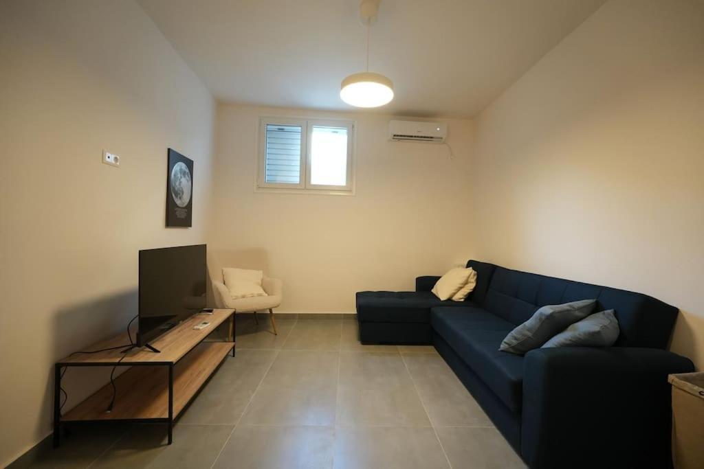 Comfortable Hideaway Apartment Athena Bagian luar foto